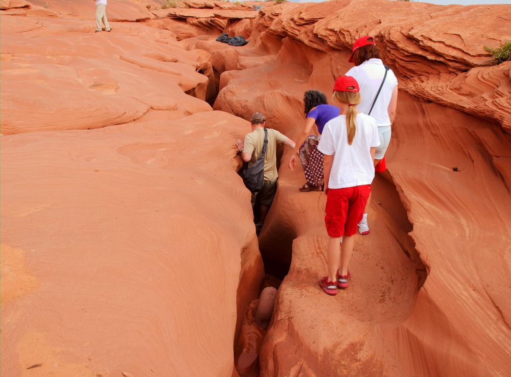 File:Lower Antelope Canyon entrance 01.jpg - Wikipedia
