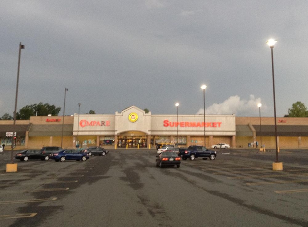 File:Winn Dixie Cherry Rd Rock Hill, SC (7722551040).jpg - Wikimedia Commons