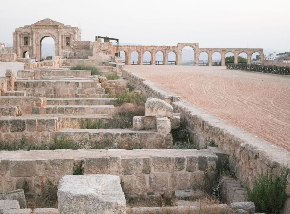 File:Hippodrome, Jerash, Jordan3.jpg - Wikimedia Commons