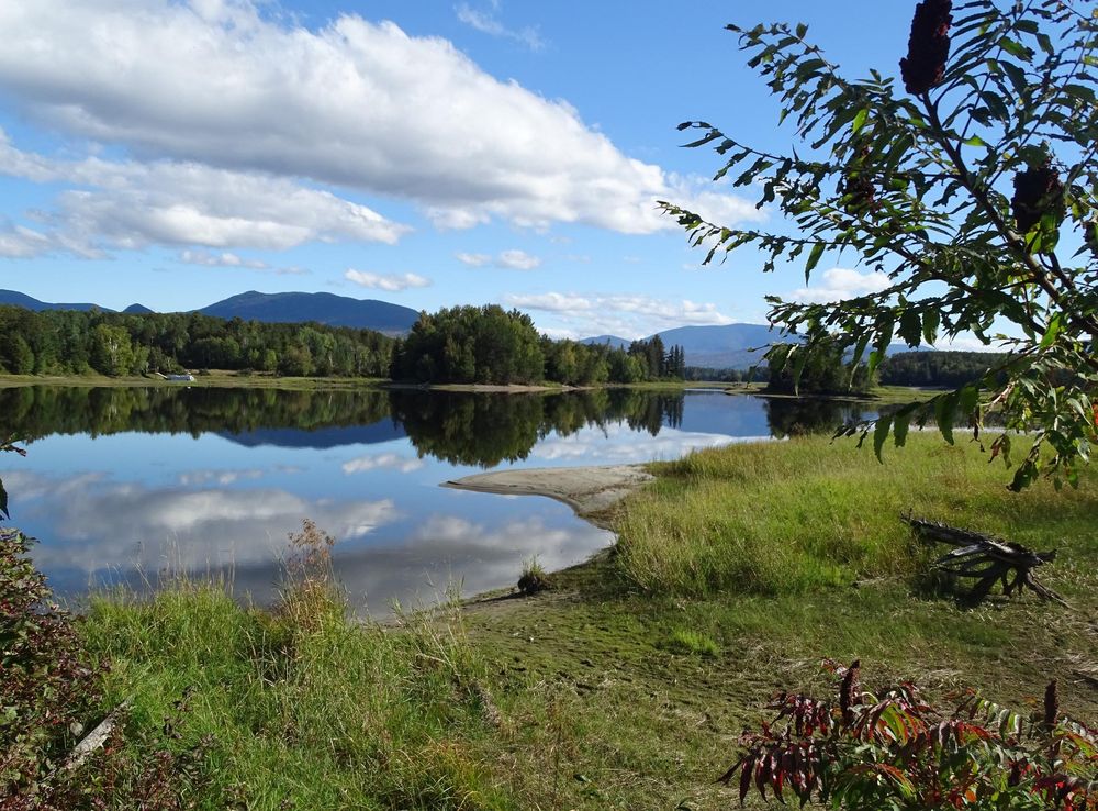 File:Stunning view of Flagstaff Lake.jpg - Wikimedia Commons