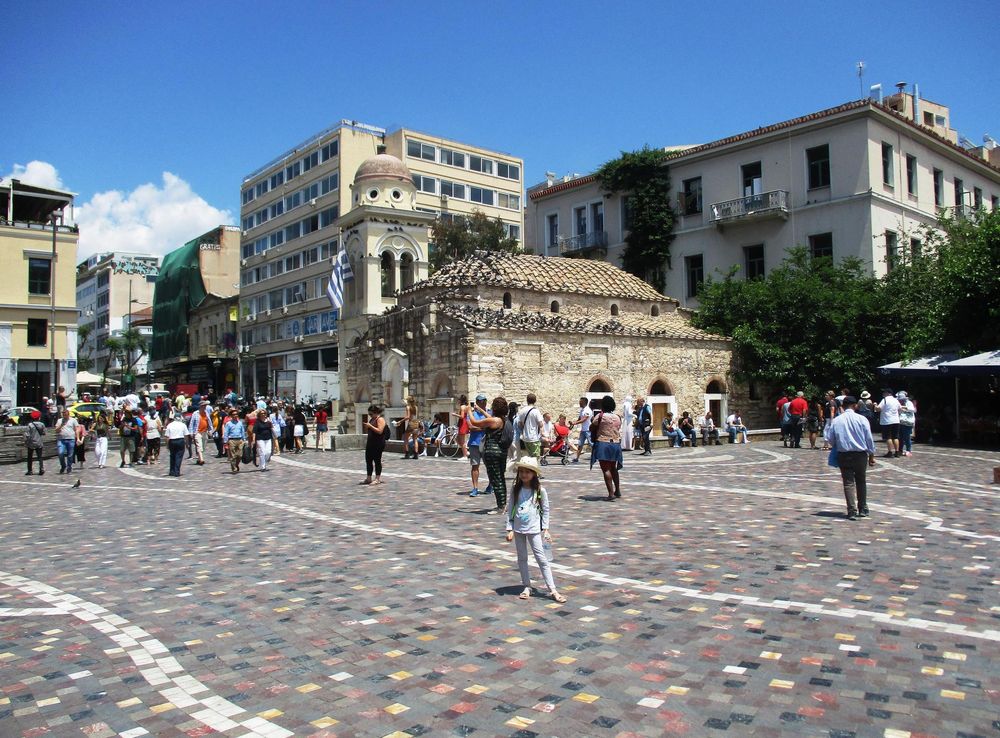 File:Monastiraki Square and Panagia Pantanassa Church (Athens).jpg -  Wikimedia Commons