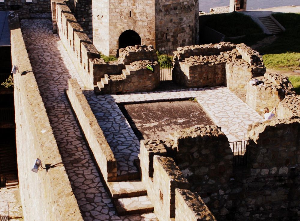 Датотека:Smederevo Fortress.JPG — Википедија
