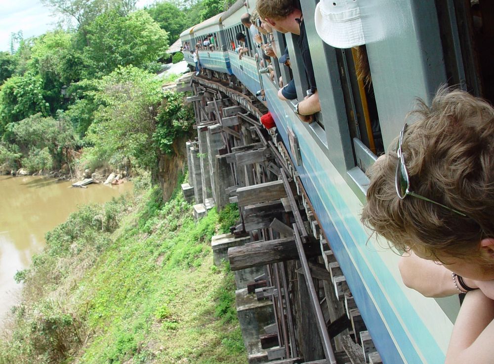 File:Death Railway, River Khwae.jpg - Wikimedia Commons