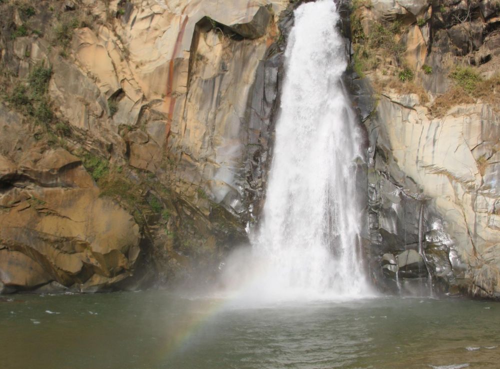 File:Cascada-de-la-Reforma-Oaxaca-Mexico.JPG - Wikimedia Commons