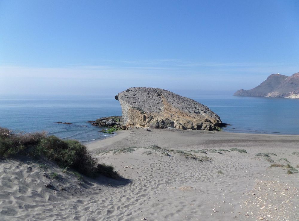 File:Playa Monsul, Cabo de Gata Natural Park.JPG - Wikimedia Commons