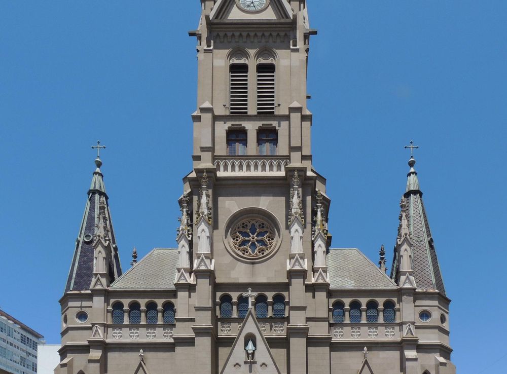 File:Catedral de los Santos Pedro y Cecilia.jpg - Wikipedia
