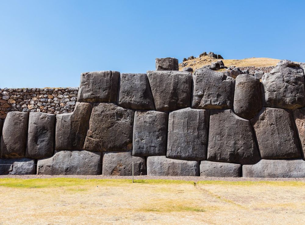 File:Sacsayhuamán, Cusco, Perú, 2015-07-31, DD 27.JPG - Wikimedia Commons