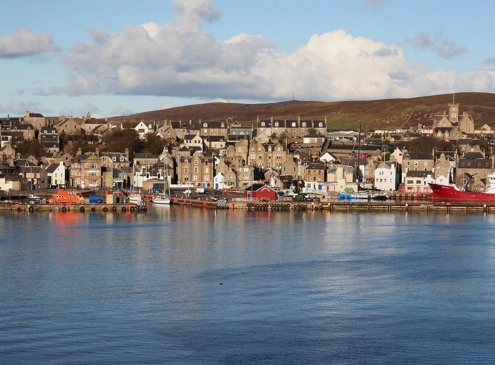 File:Lerwick, view from a ferry.jpg - Wikimedia Commons