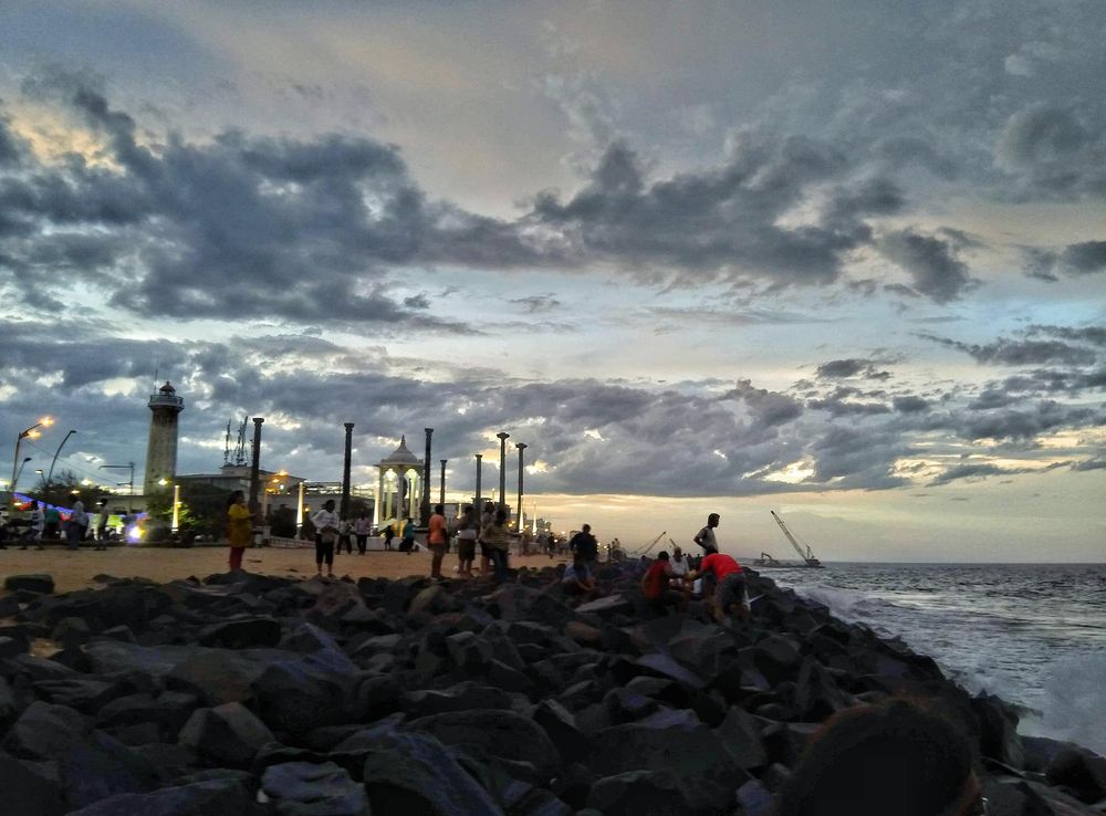 File:Rock Beach Puducherry.jpg - Wikimedia Commons