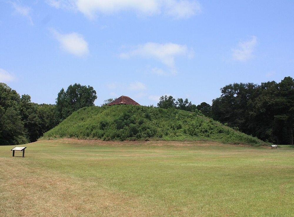 File:Moundville Archaeological Park 02.JPG - Wikimedia Commons