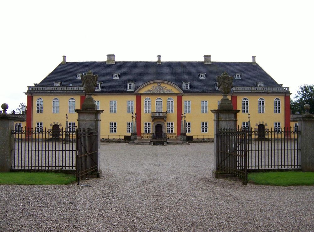 File:Schloss Ledreborg 2.JPG - Wikipedia