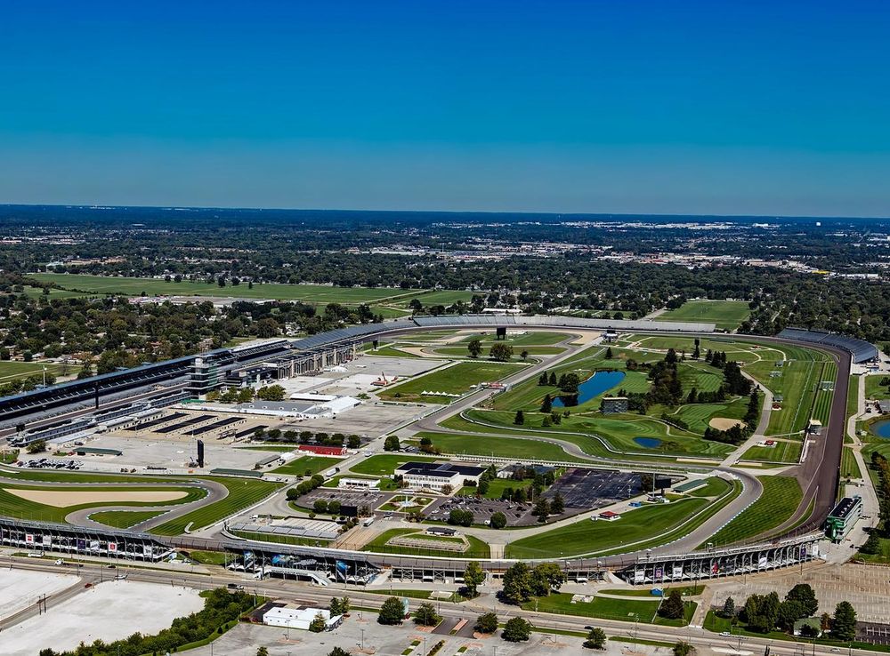 File:Indianapolis-motor-speedway-1848561.jpg - Wikipedia