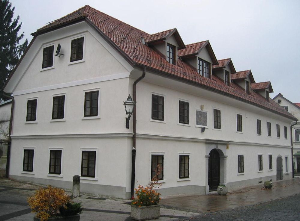 File:R Maister-Birthhouse-Kamnik-Slovenia.JPG - Wikimedia Commons