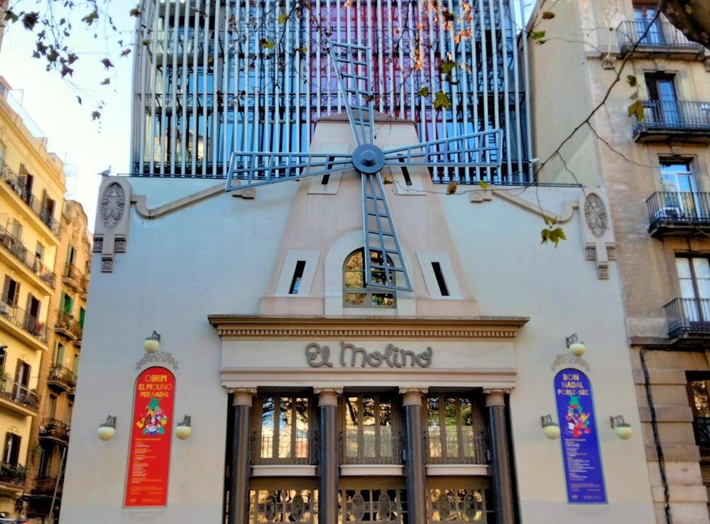 File:755 El Molino, c. Vila i Vilà 99 - pl. Bella Dorita (Barcelona).jpg -  Wikimedia Commons