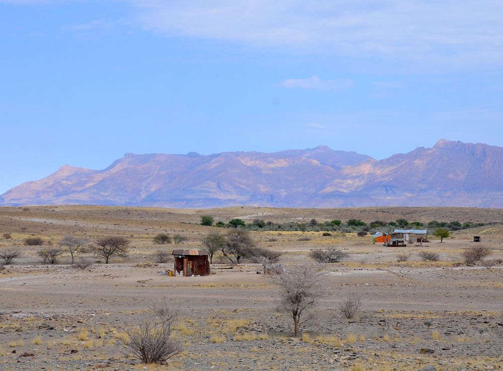 File:Brandberg (Namibia).jpg - Wikimedia Commons