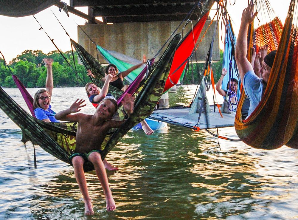 File:Hammocks Under Bridge Waving (255792367).jpeg - Wikimedia Commons