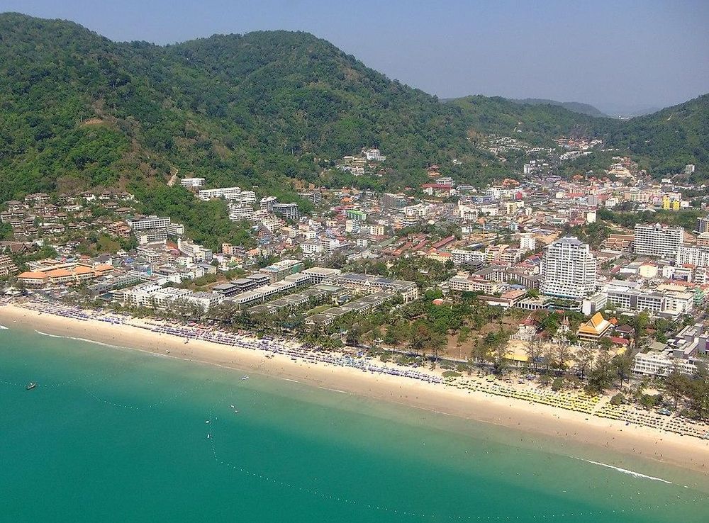 File:Patong Phuket 2014 february - panoramio.jpg - Wikimedia Commons
