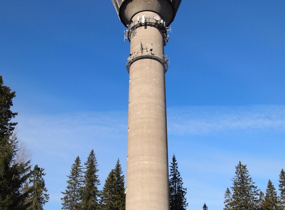 File:Puijo tower.jpg - Wikipedia