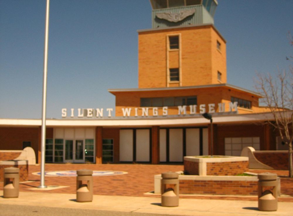 File:Silent Wings Museum in Lubbock, TX IMG 0257.JPG - Wikimedia Commons