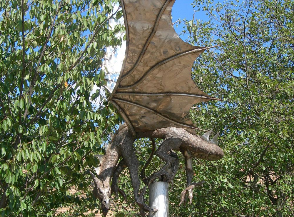 File:Sneinton Dragon.jpg - Wikipedia