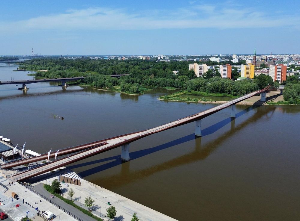 Plik:Warszawa kladka przez Wisle (dron).jpg – Wikipedia, wolna encyklopedia