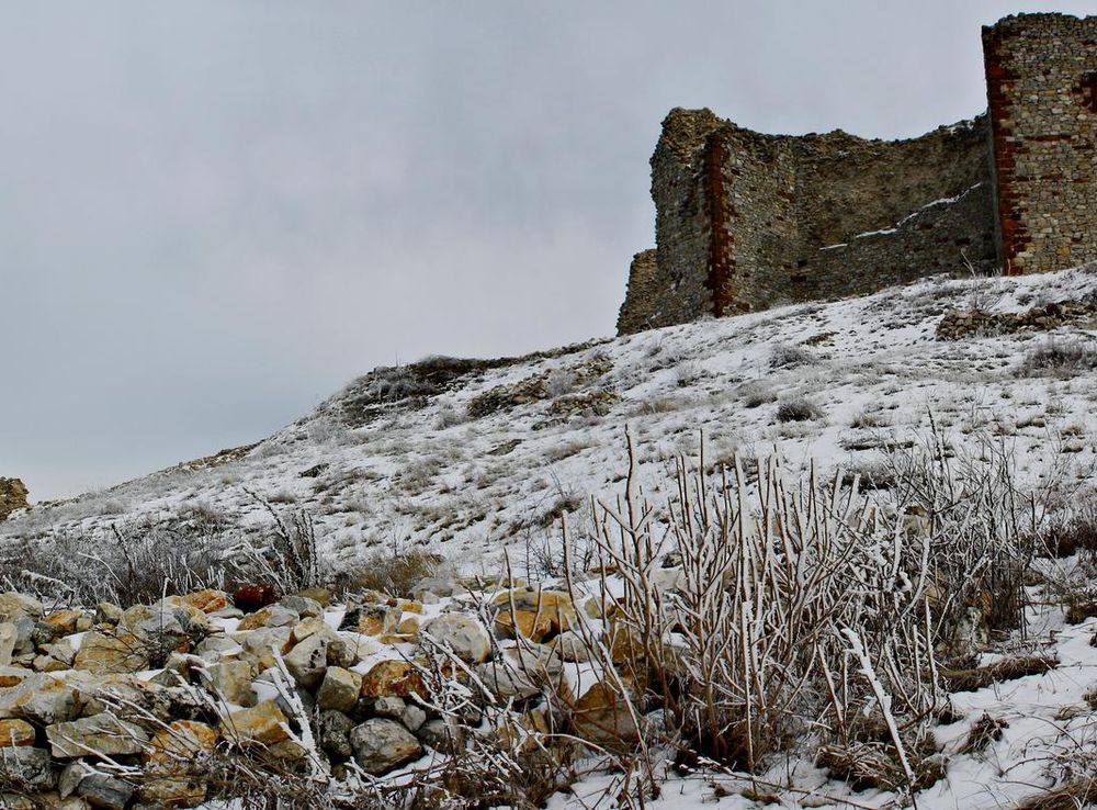 File:Kosovo Novo Brdo Castle.JPG - Wikimedia Commons