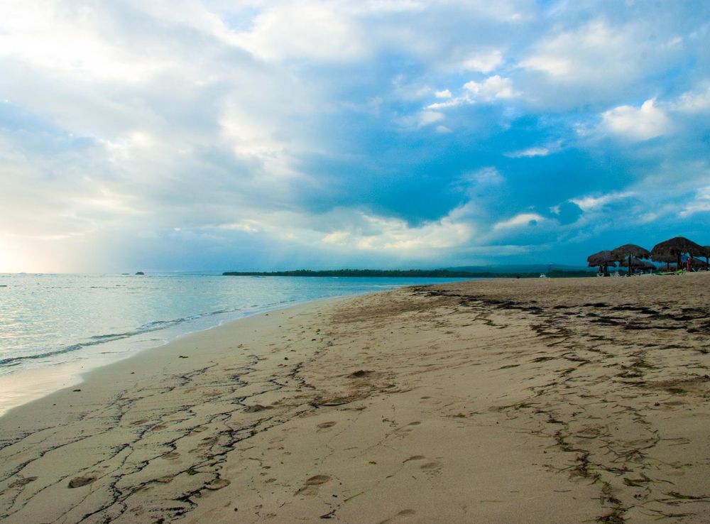 File:Playa Dorada - Puerto Plata.jpg - Wikimedia Commons