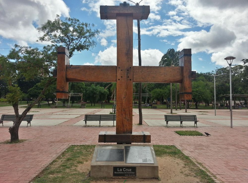 Archivo:Cruz de la Cruceñidad.jpg - Wikipedia, la enciclopedia libre