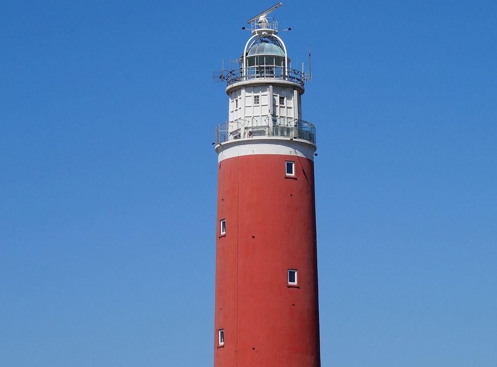 File:Lighthouse Texel.JPG - Wikimedia Commons