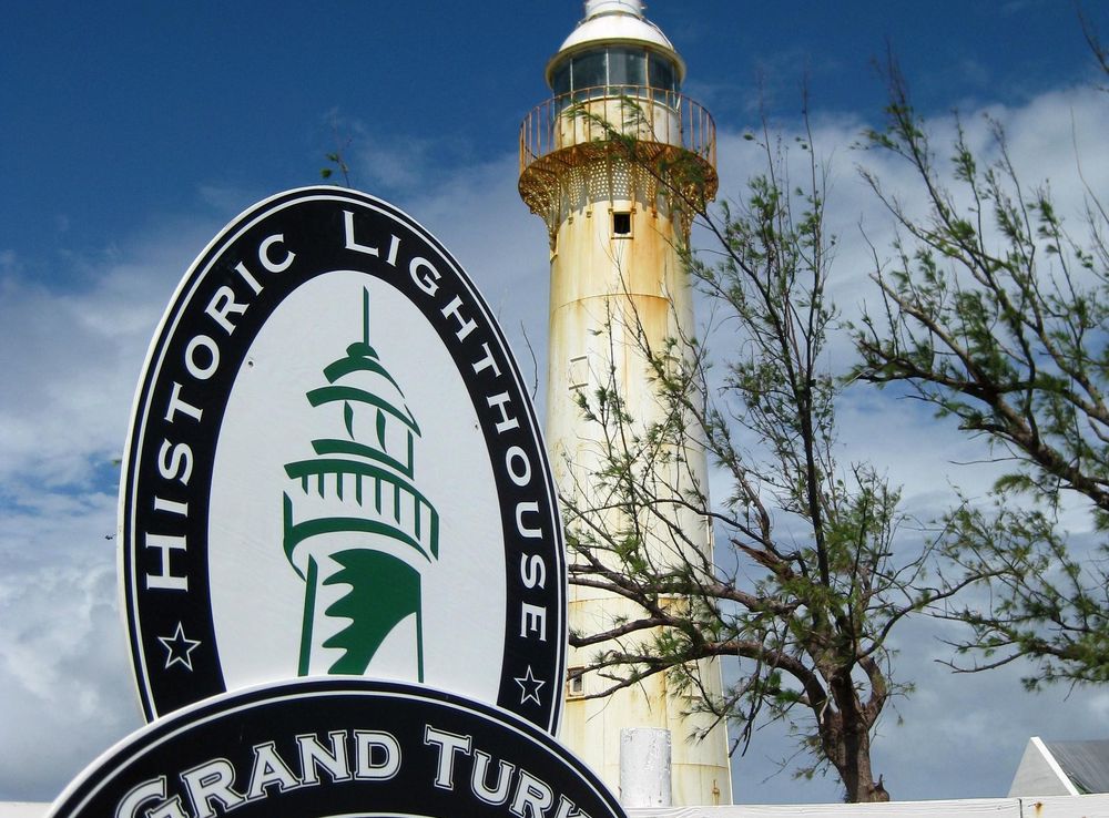 File:Historic Lighthouse Park on Grand Turk.jpg - Wikipedia