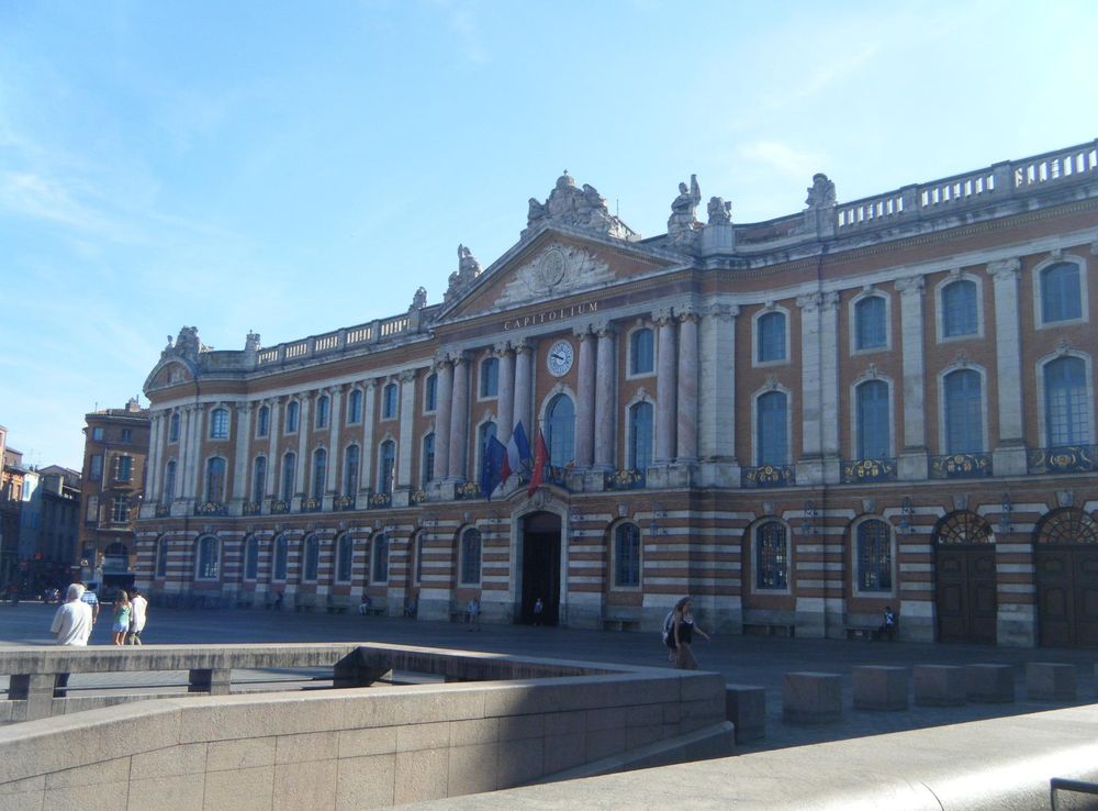 File:Hotel de ville de Toulouse.JPG - Wikimedia Commons