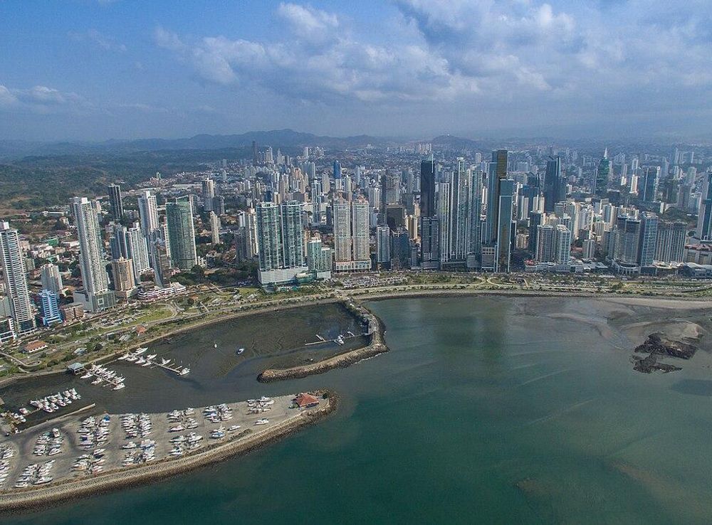 Archivo:Panama City (148830795).jpeg - Wikipedia, la enciclopedia libre
