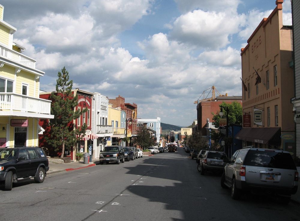 File:Parkcity1.JPG - Wikimedia Commons