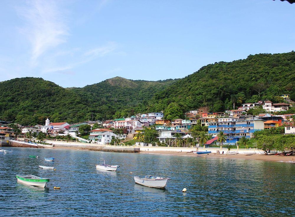 File:TabogaBeachPanama.JPG - Wikimedia Commons