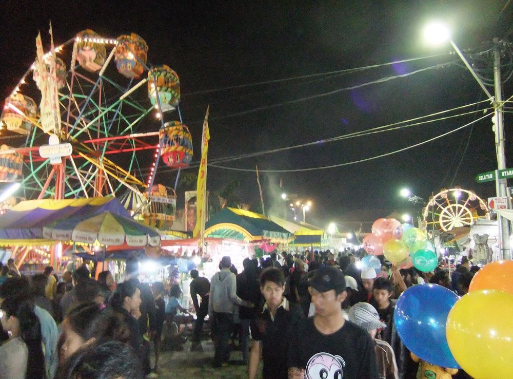 Berkas:Sekaten Yogyakarta 2011 1.JPG - Wikipedia bahasa Indonesia,  ensiklopedia bebas
