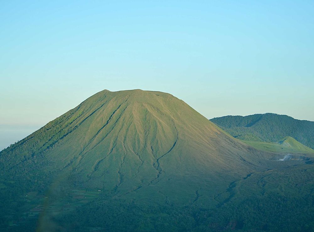 Berkas:Lokon.JPG - Wikipedia bahasa Indonesia, ensiklopedia bebas