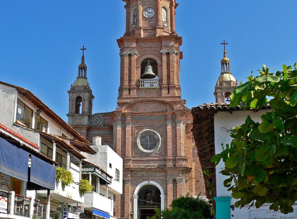 File:Puerto Vallarta cathedral 1.jpg - Wikimedia Commons