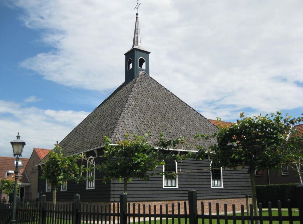 File:StolpkerkVolendam.JPG - Wikimedia Commons