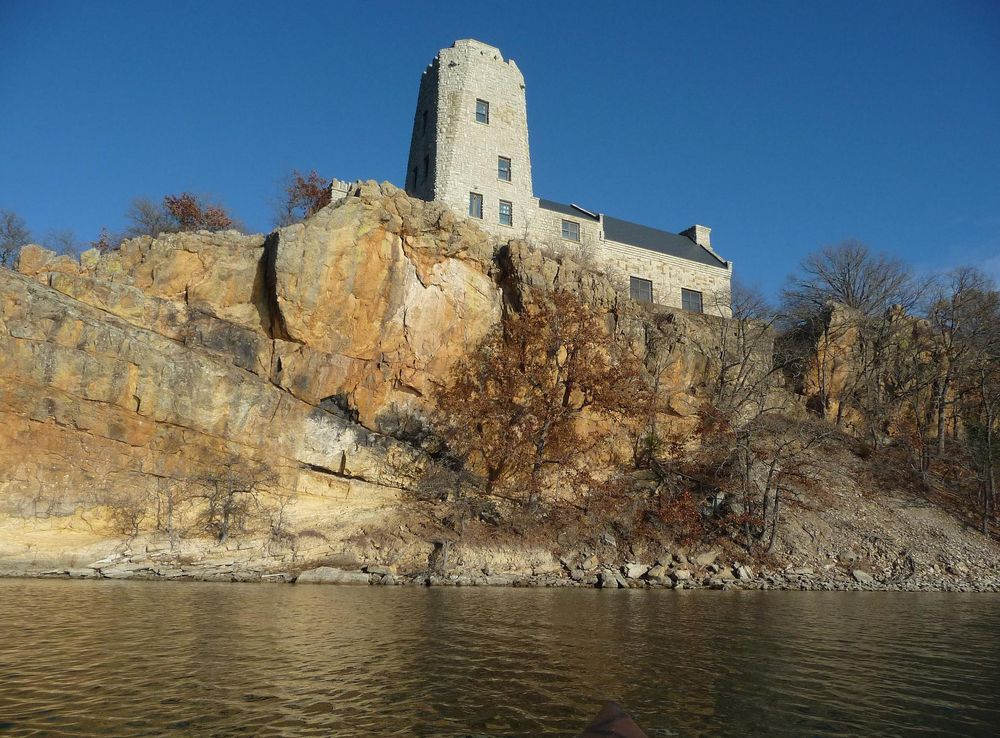 File:Tucker Tower west cliff.JPG - Wikimedia Commons