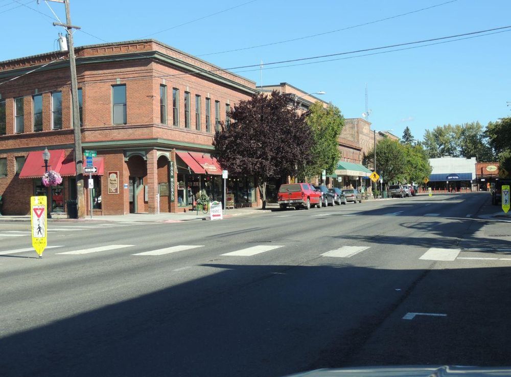 File:Sandpoint Historic District 2.jpg - Wikimedia Commons