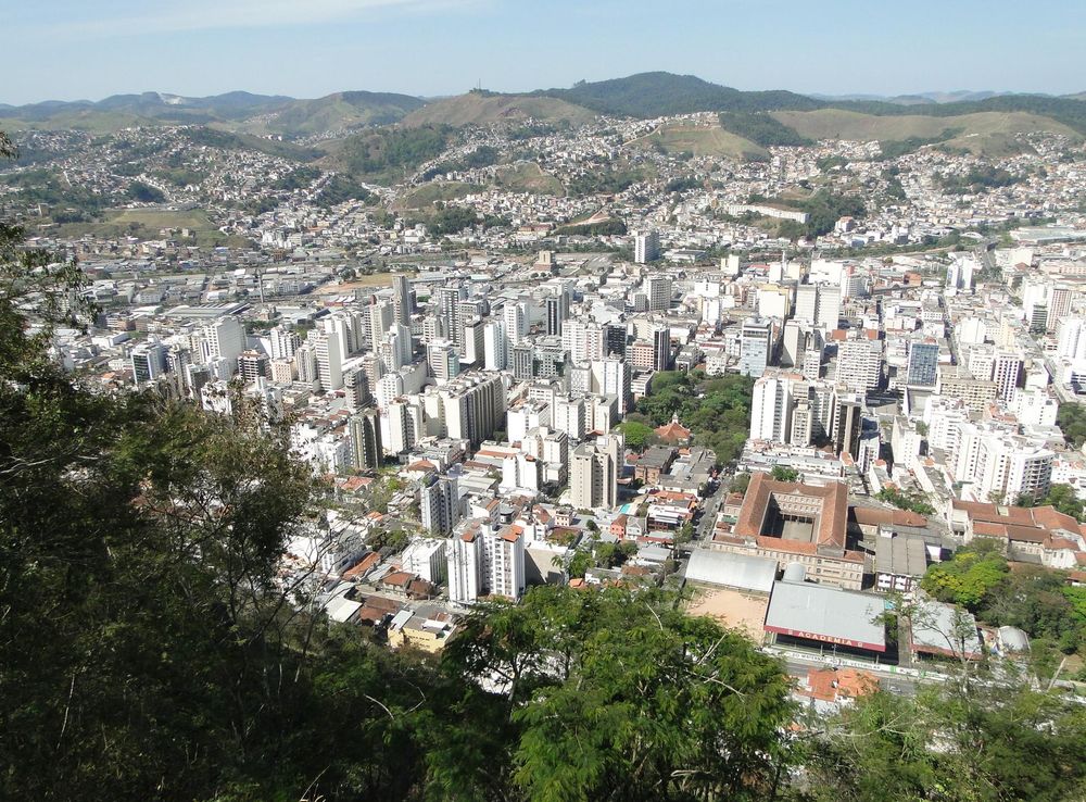 File:Vista do centro de Juiz de Fora-MG.JPG - Wikimedia Commons