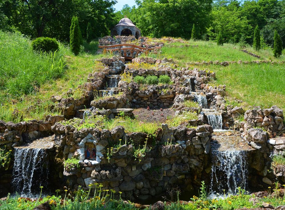 File:Nacionalni park Fruška gora.jpg - Wikimedia Commons