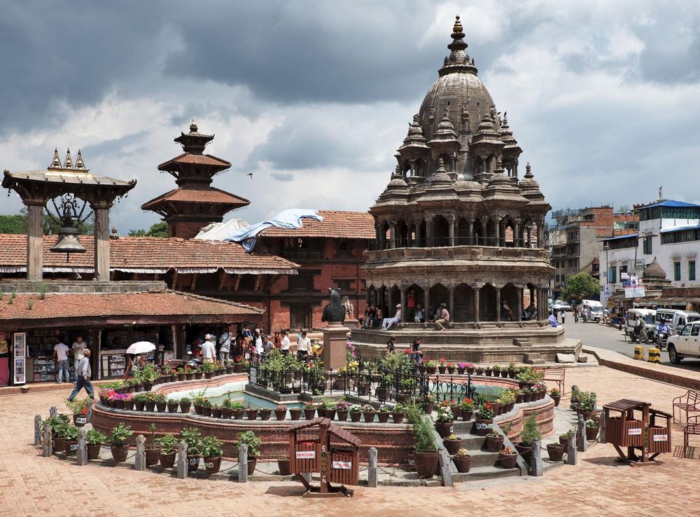File:Nepal Patan Durbar Square 10 (full res).jpg - Wikimedia Commons