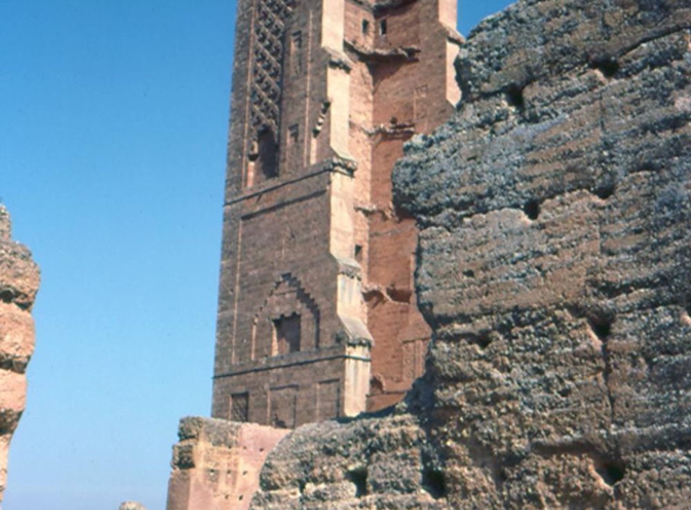 File:Tlemcen, Algeria - Ruin of Mansoura.jpg - Wikimedia Commons