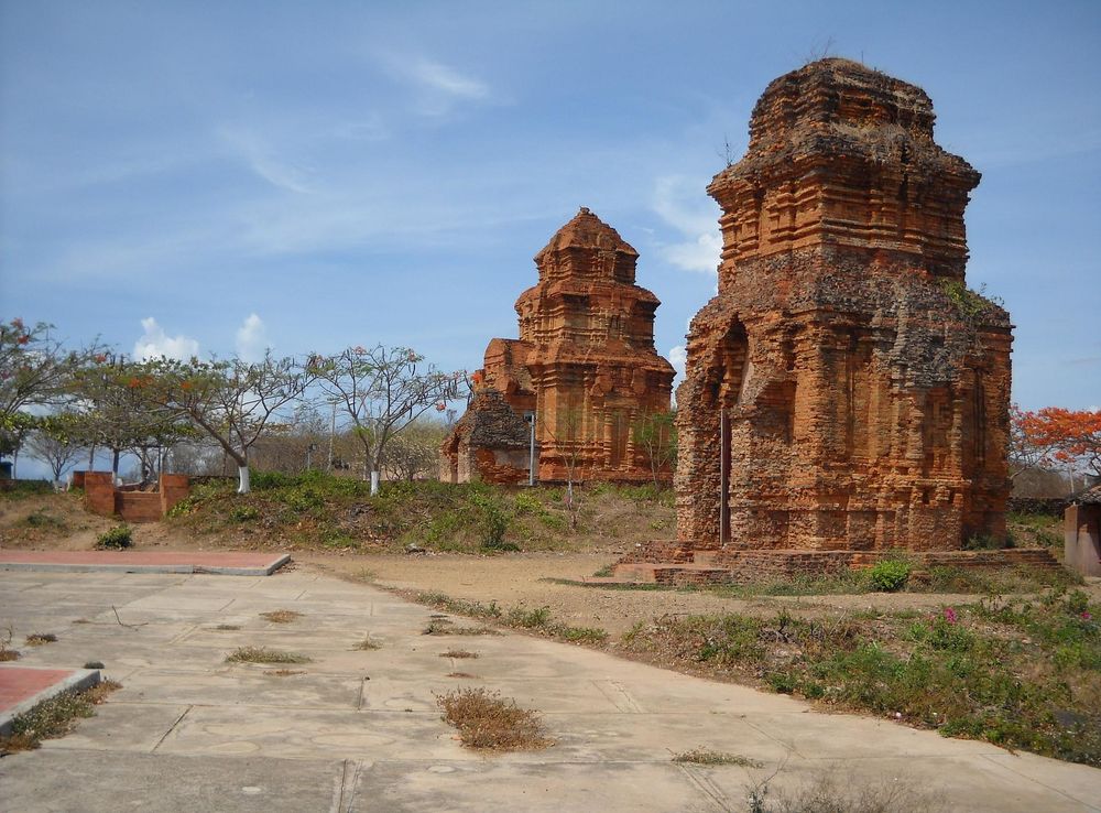 Tập tin:Tháp Po Sah Inu, Phan Thiết, Bình Thuận.JPG – Wikipedia tiếng Việt