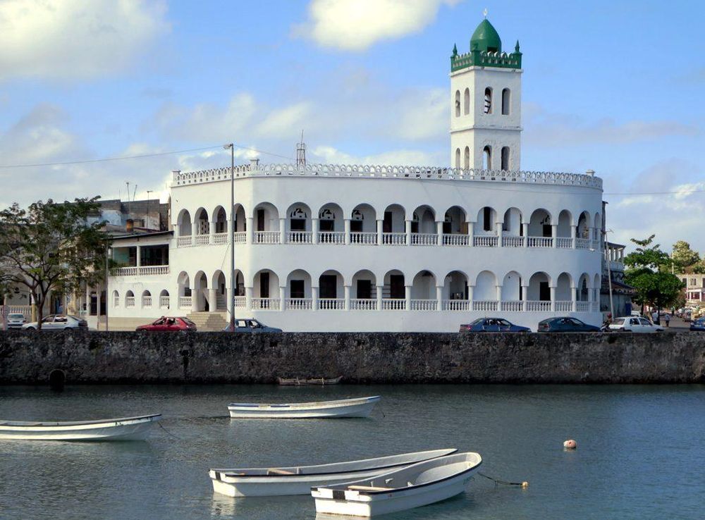File:Ancienne Mosquee du Vendredi (10886895544).jpg - Wikimedia Commons