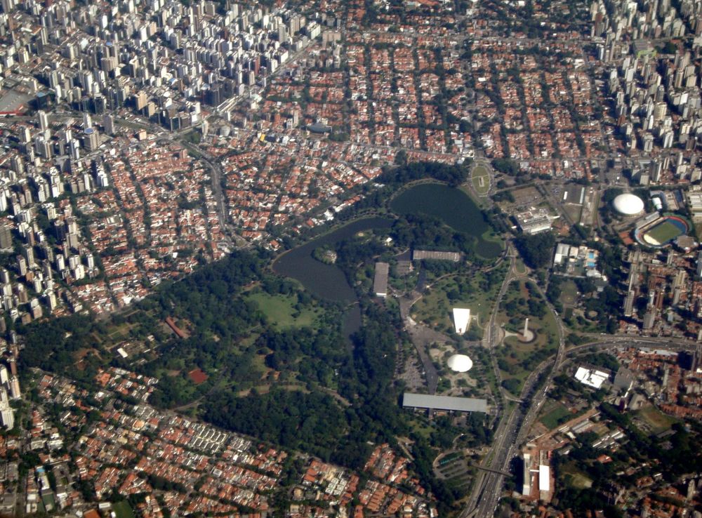 File:Ibirapuera 2011 aérea.JPG - Wikimedia Commons