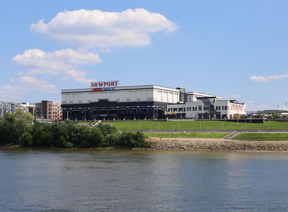 File:Newport on the Levee 2022.jpg - Wikimedia Commons
