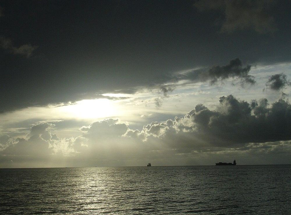 Archivo:Beach Coca Cola - Honduras Puerto Cortés.JPG - Wikipedia, la  enciclopedia libre