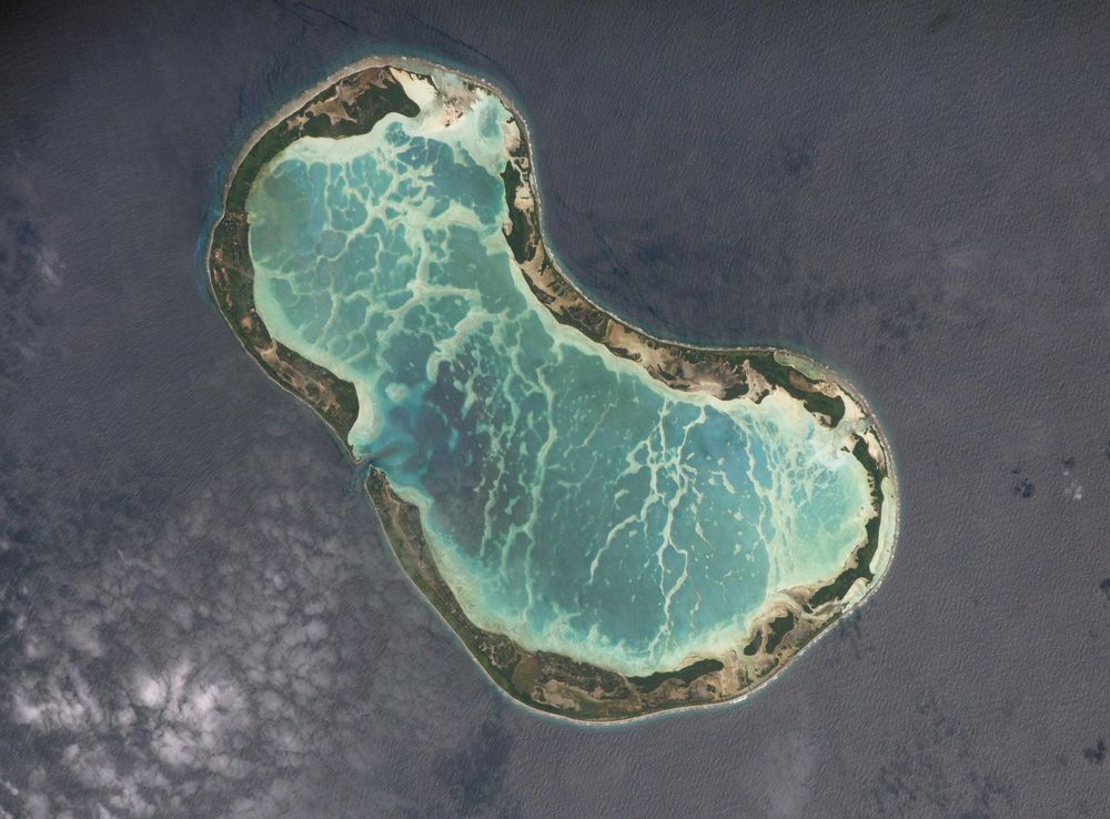 File:NASA-FanningIsland.jpg - Wikimedia Commons